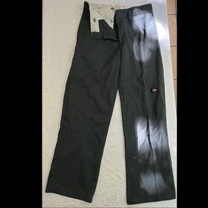 Men’s Dickie’s Loose Fit pants